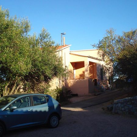 Casa Vacanza Costa Rossa Vista Mare Trinita d'Agultu e Vignola Экстерьер фото