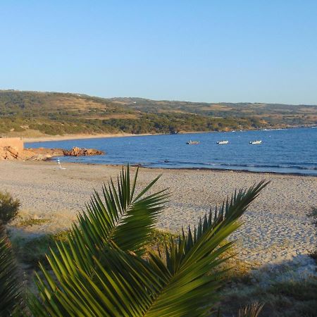 Casa Vacanza Costa Rossa Vista Mare Trinita d'Agultu e Vignola Экстерьер фото