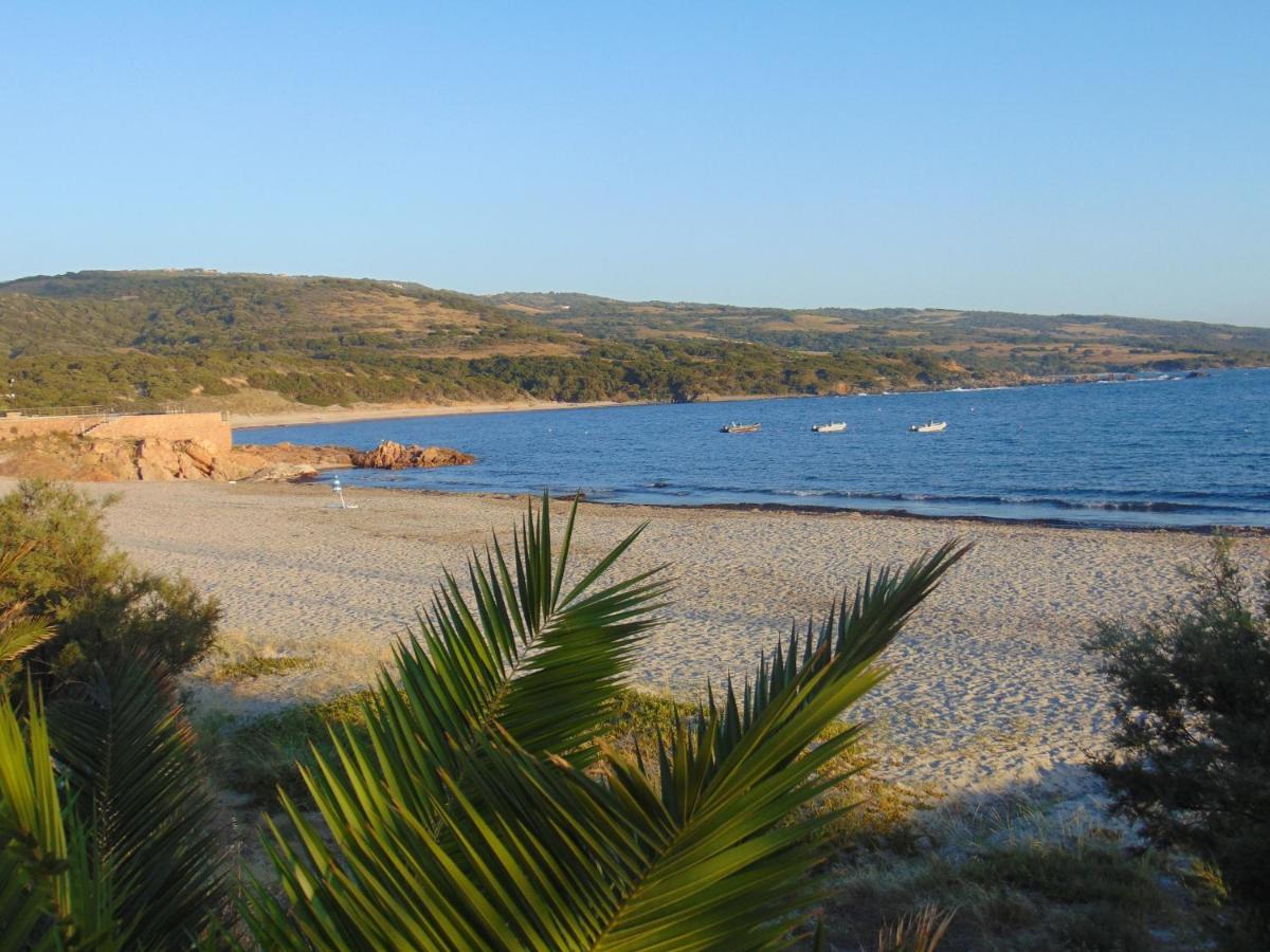 Casa Vacanza Costa Rossa Vista Mare Trinita d'Agultu e Vignola Экстерьер фото