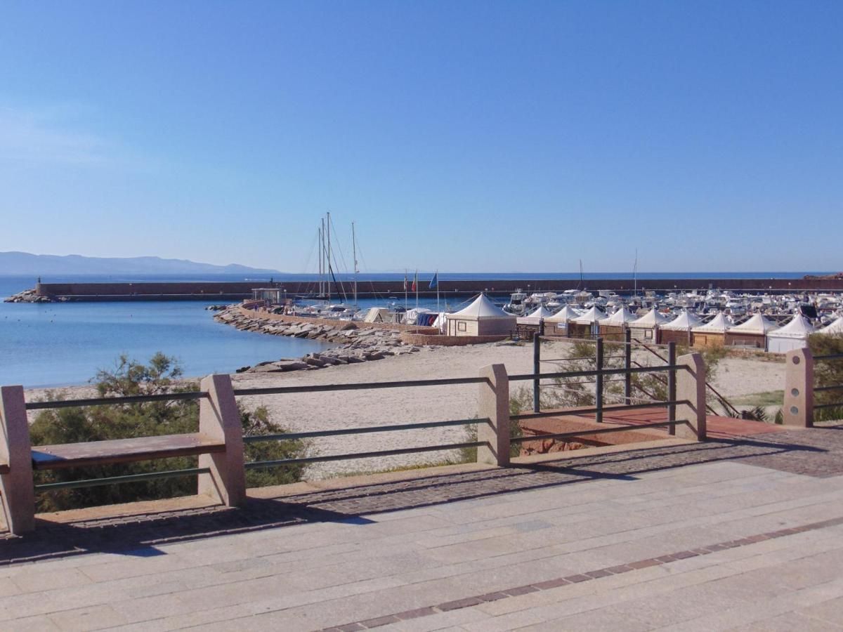 Casa Vacanza Costa Rossa Vista Mare Trinita d'Agultu e Vignola Экстерьер фото